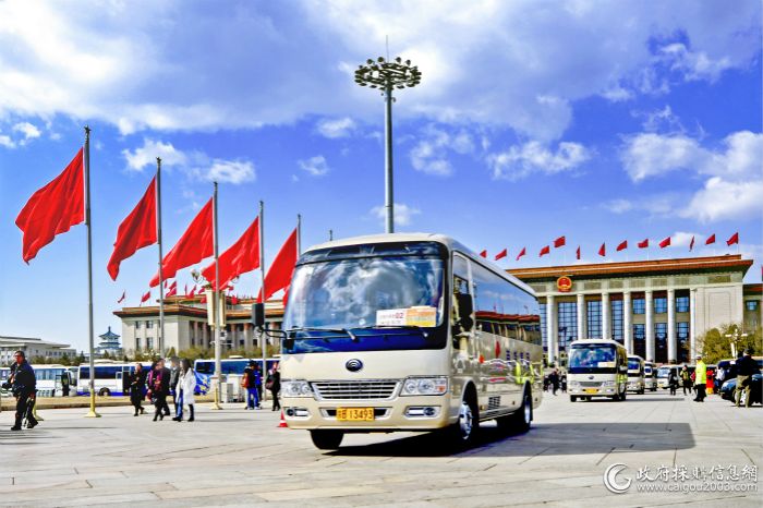 观两会:供给侧改革改变高端公商务车市场格局